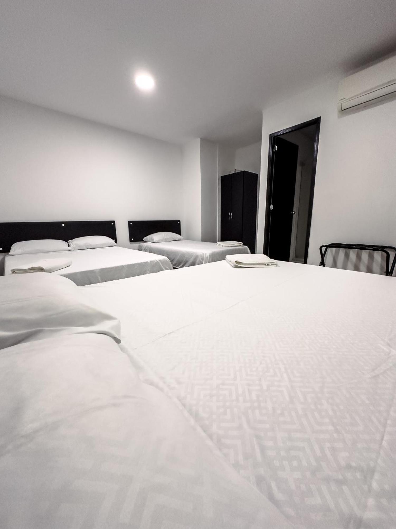 Hotel Bazurto Plaza Cartagena ภายนอก รูปภาพ