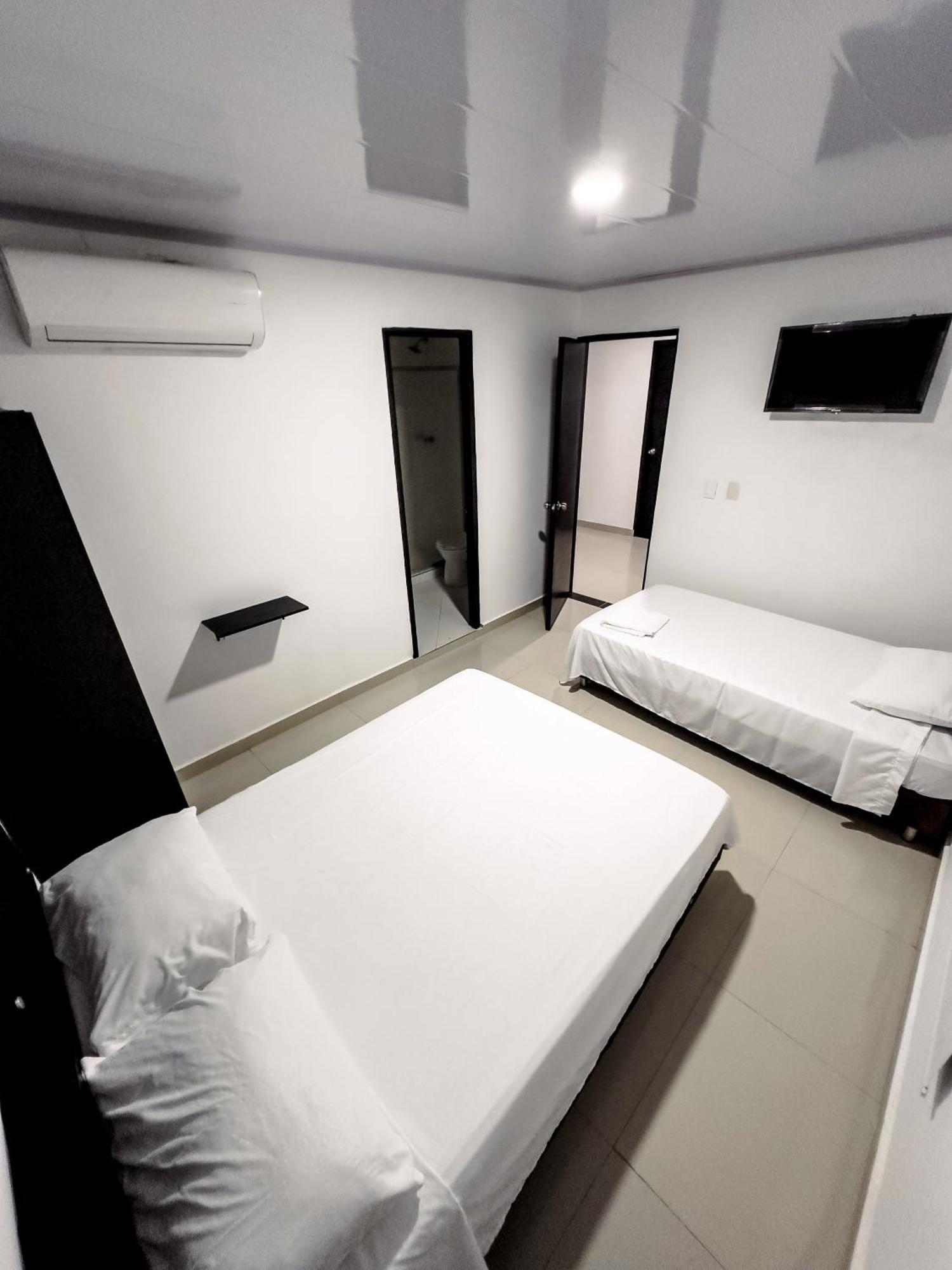 Hotel Bazurto Plaza Cartagena ภายนอก รูปภาพ
