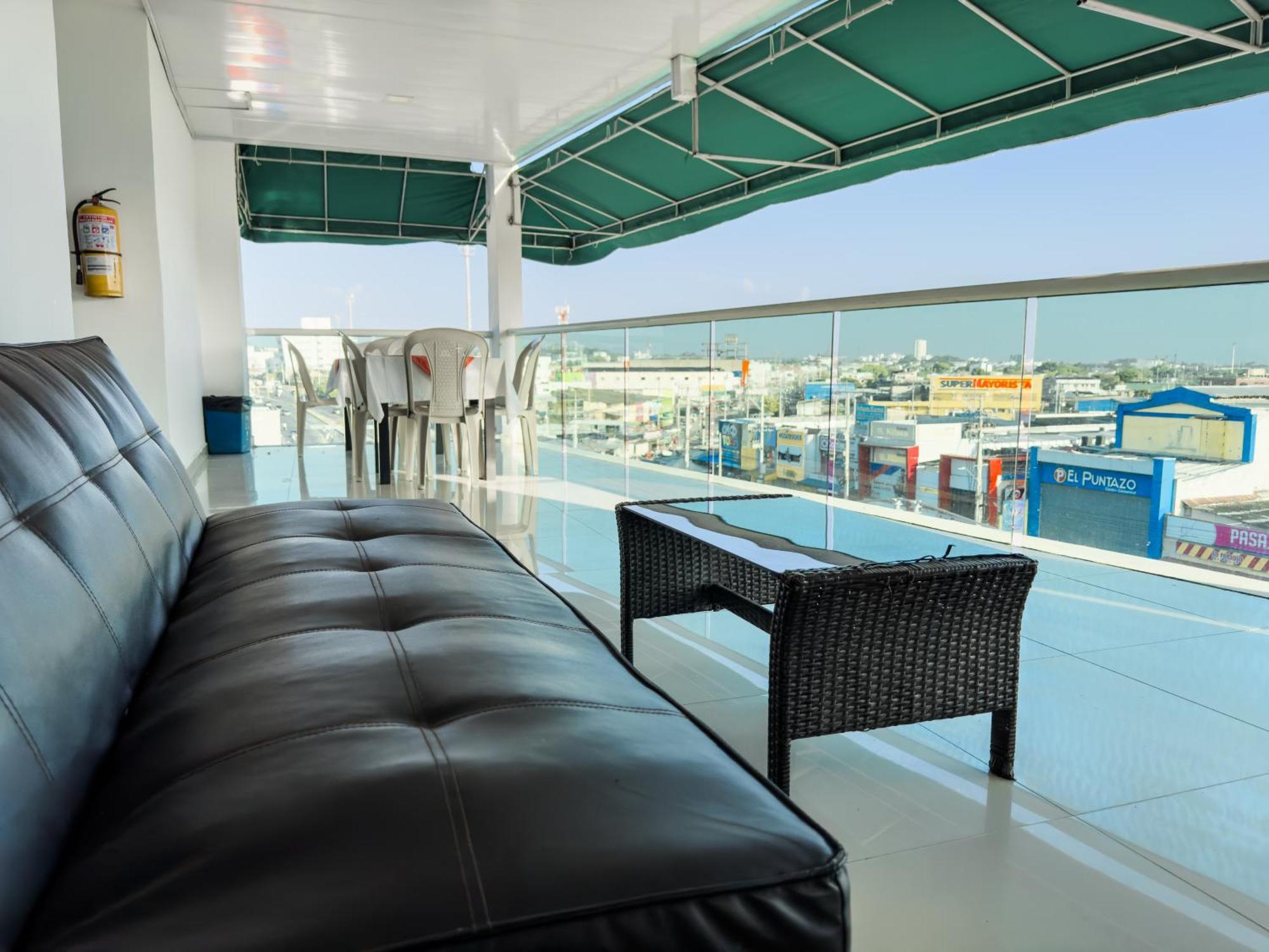 Hotel Bazurto Plaza Cartagena ภายนอก รูปภาพ