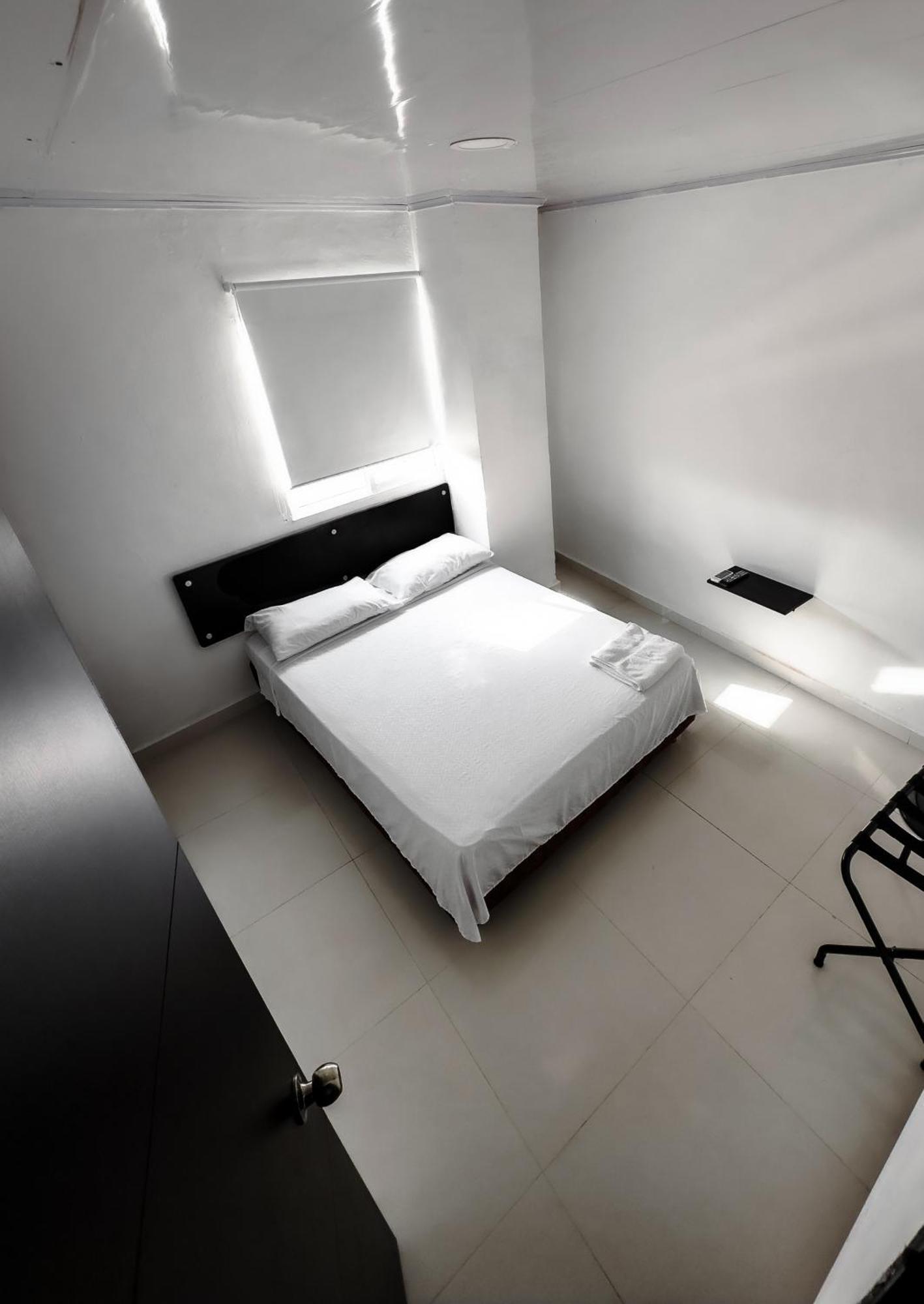 Hotel Bazurto Plaza Cartagena ภายนอก รูปภาพ