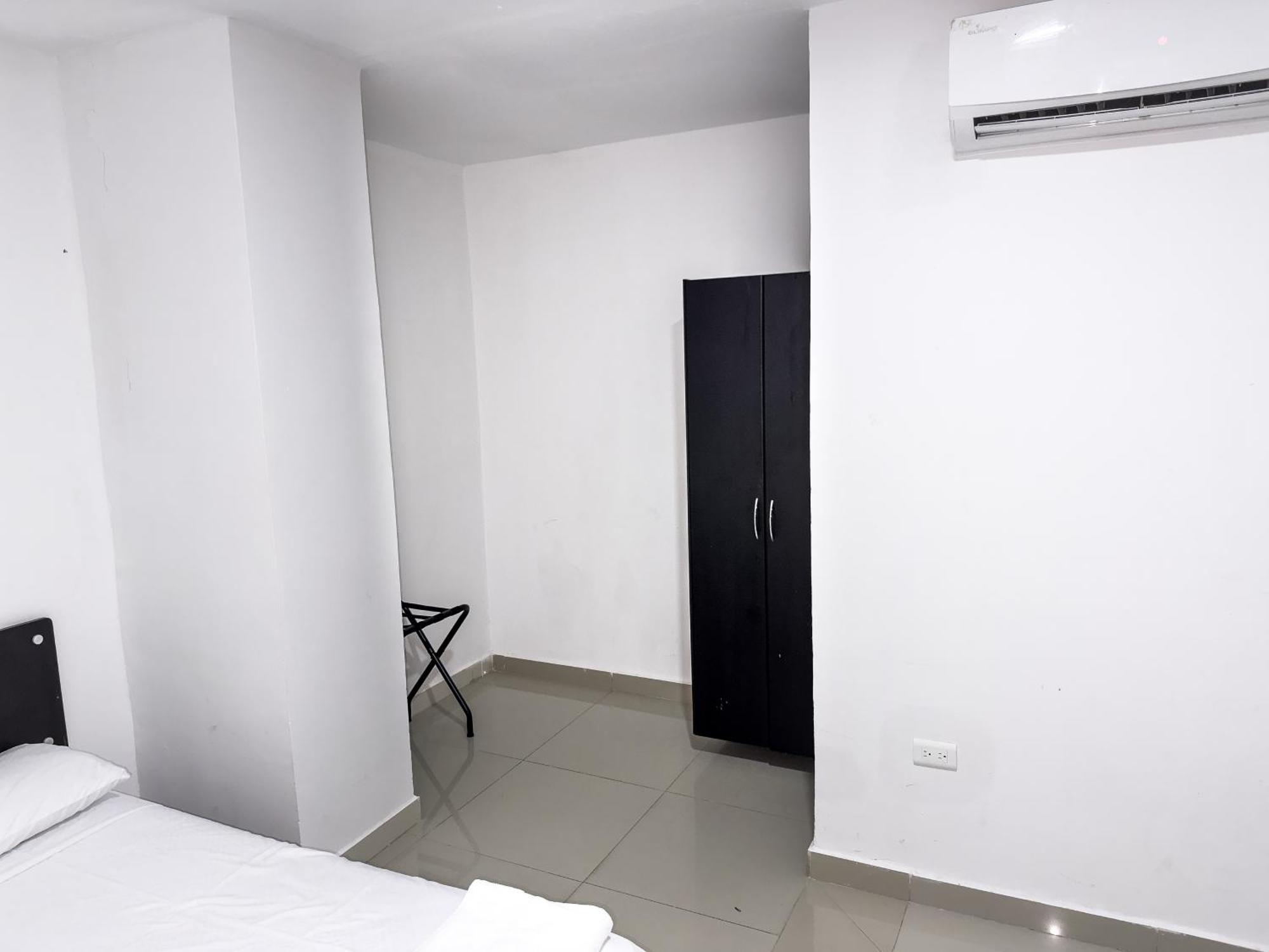 Hotel Bazurto Plaza Cartagena ภายนอก รูปภาพ