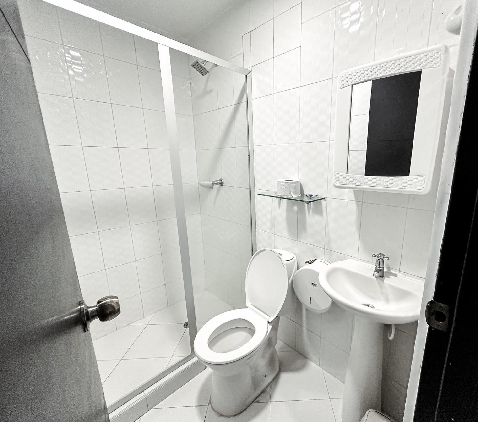 Hotel Bazurto Plaza Cartagena ภายนอก รูปภาพ
